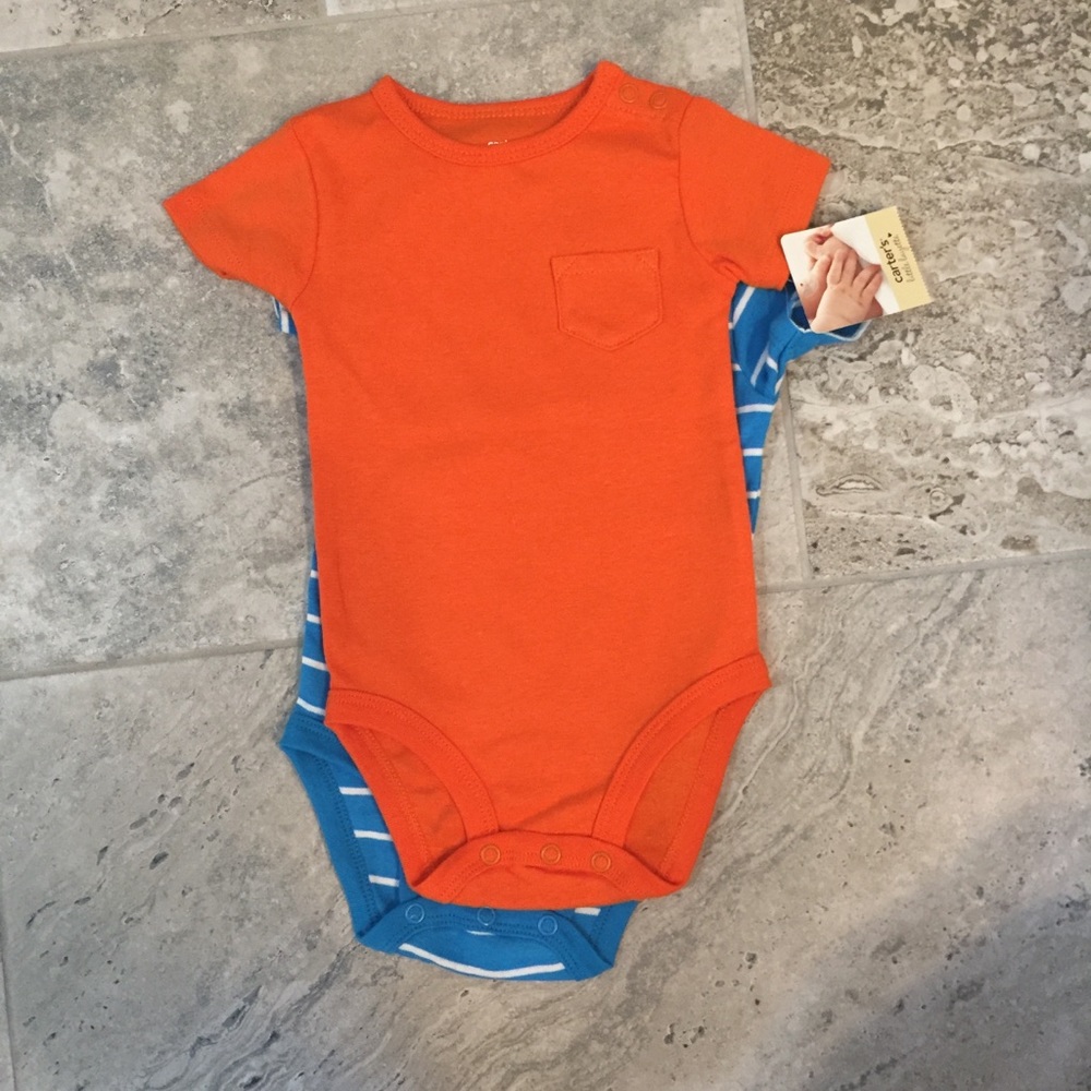 NWT 2 pack Carters onesies